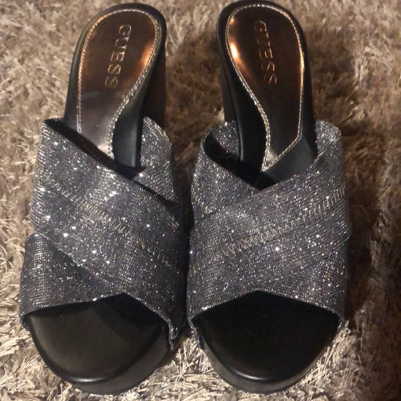 Shoes - Picture 4 of 7